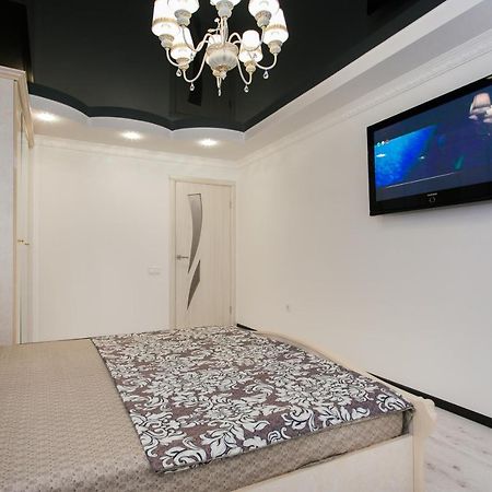 De Luxe Apartments Centr Illinskaya Sumy Exterior photo