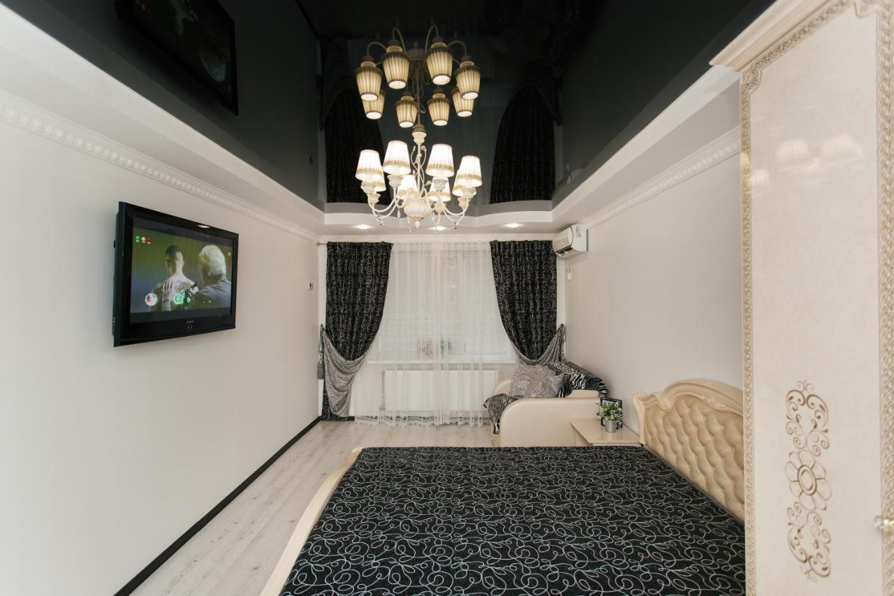 De Luxe Apartments Centr Illinskaya Sumy Exterior photo