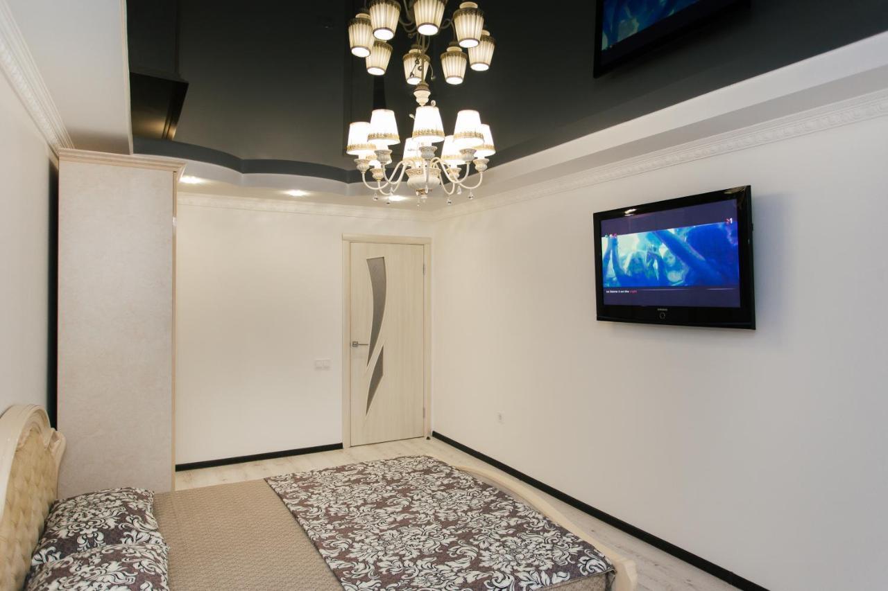 De Luxe Apartments Centr Illinskaya Sumy Exterior photo