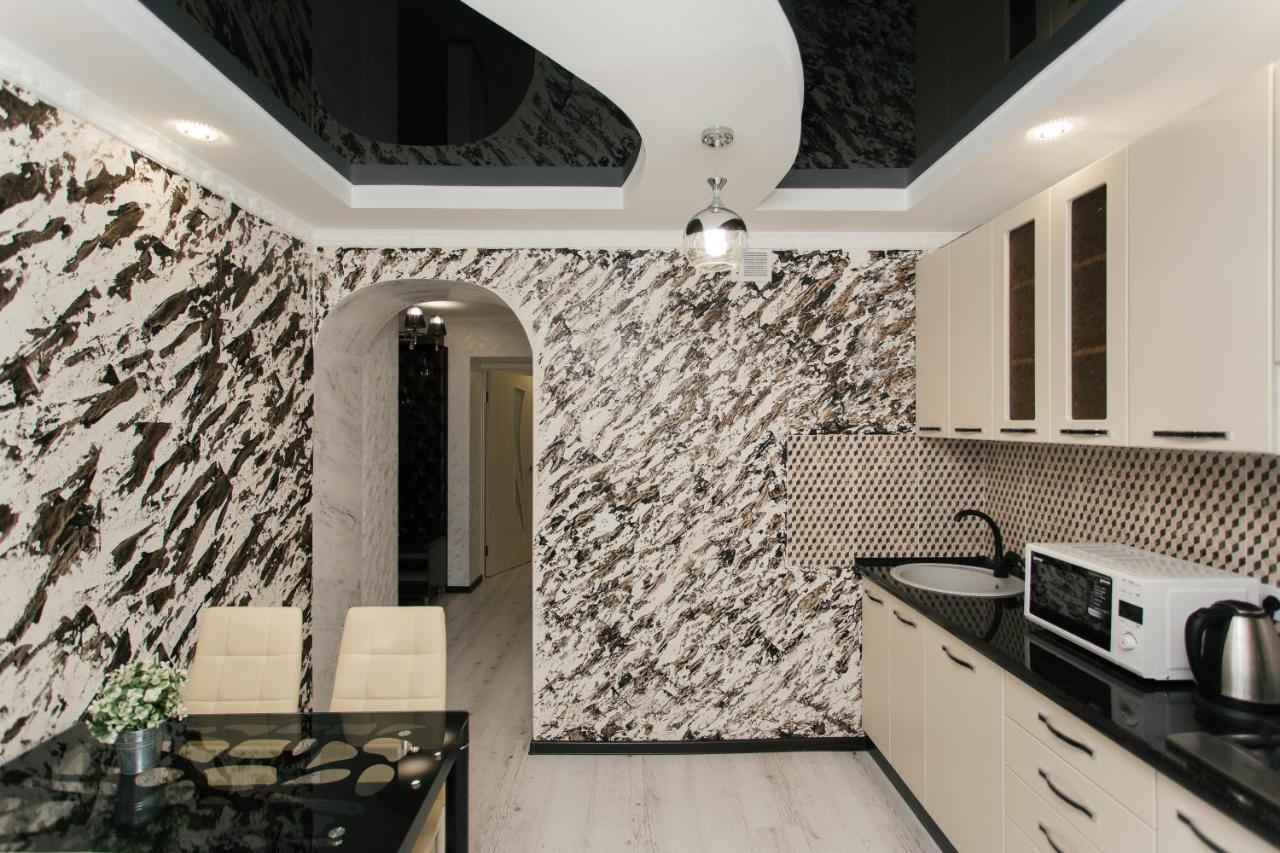 De Luxe Apartments Centr Illinskaya Sumy Exterior photo