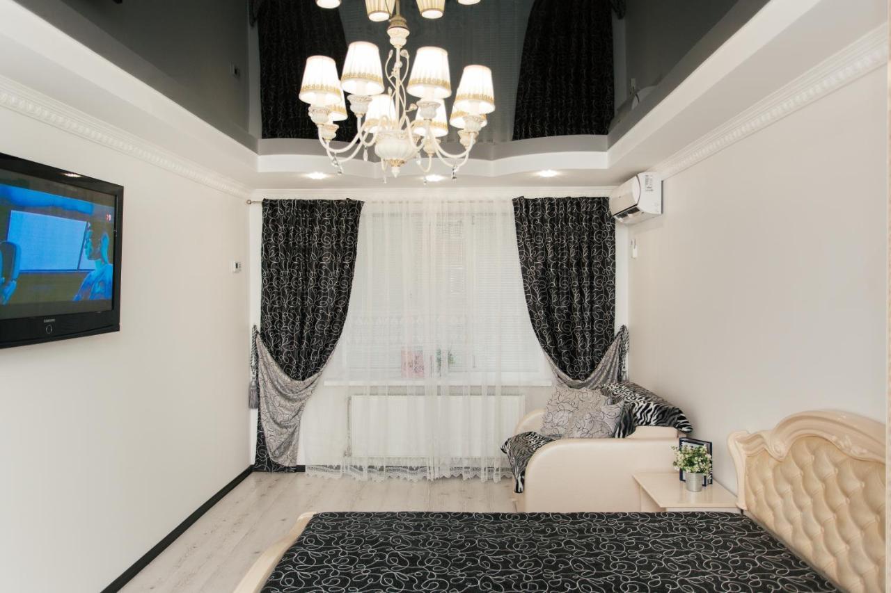 De Luxe Apartments Centr Illinskaya Sumy Exterior photo